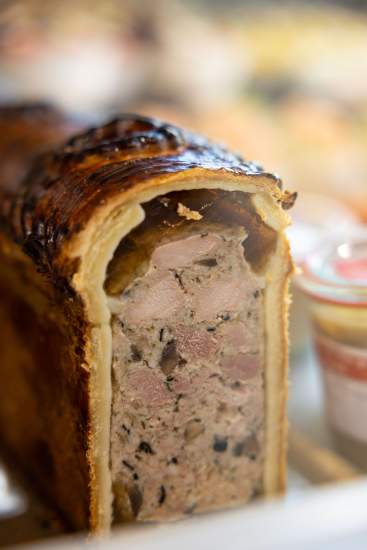 → Maison Goux · Charcutier Traiteur Cluses (74)